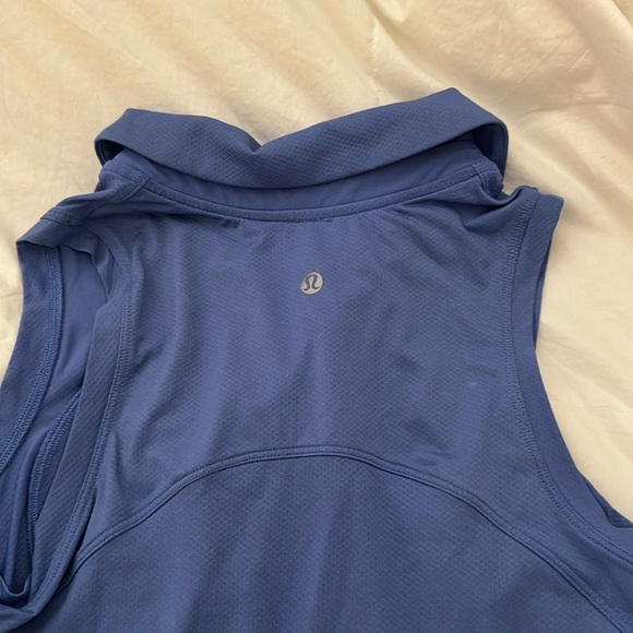 Lululemon sleeveless golf/tennis collared shirt - Picture 3 of 5